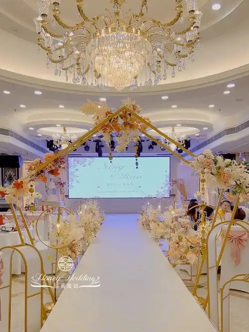 8月1号坦洲大兴酒店婚礼布置