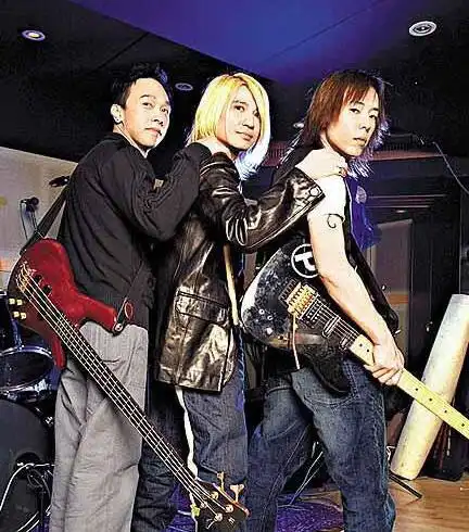 【图】传奇组合beyond成员名字曝光 黄家强拒重聚提防黄贯中