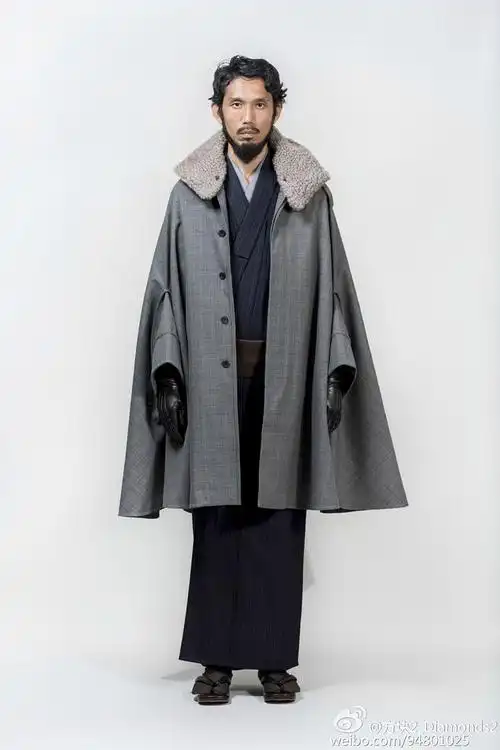 今年三月新开的一家男物专门店,售卖男用反物,腰带