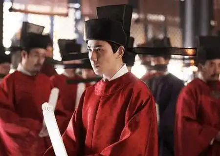 古代什么样的官员才能上朝 他们又是怎么站立的