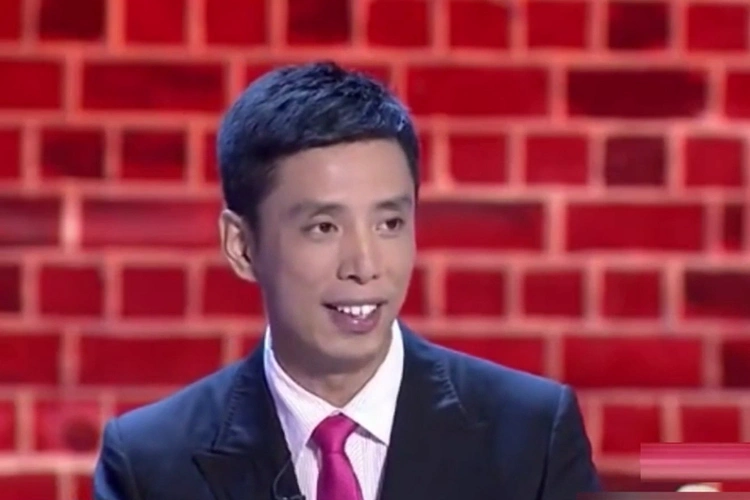 贾旭明张康调侃中国足球高俅退役中国一千年没缓过劲来