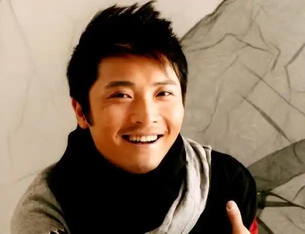 90年代内地8位男歌星,有人想当活佛,有人成酒蒙子,1人早逝