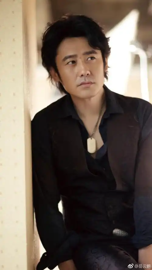 认清自己岳云鹏晒吴秀波帅照我瘦下来的样子