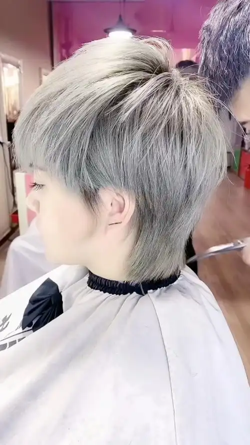 一款女生必备潮狼尾