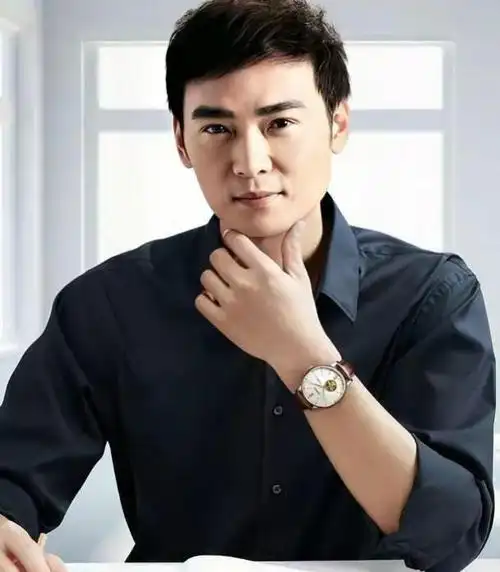 "一代男神"焦恩俊:事业顺风顺水,情感却非常坎坷,曾两婚两离