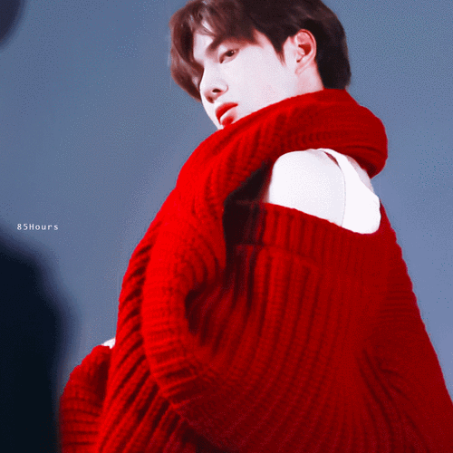 王一博的考古日常# wyb#青年演员王一博#   掌握自己的命运,敢于陶浇