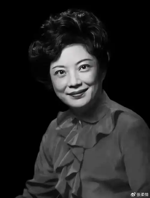 1954年参加华东越剧实验剧团二团,1955年转入上海越剧院二团,成为著名