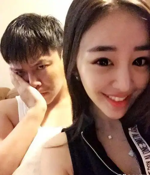 佟丽娅首聊离婚后现状感叹我要把7岁儿子从姥姥家接到身边