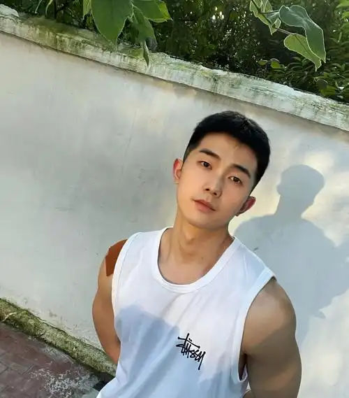 成都暖男范儿的帅哥……__财经头条