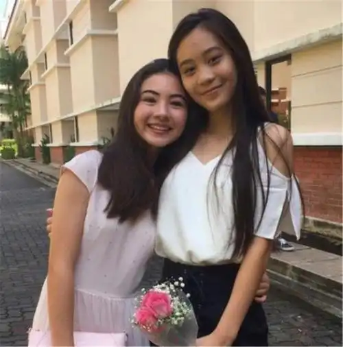 李连杰老婆黄秋燕现状和利智十年之约及结婚真正原因