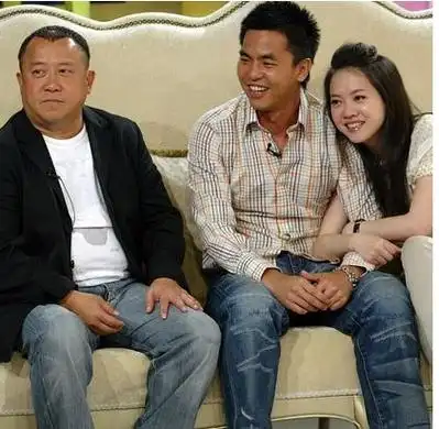 提到曾志伟,相信大家都不会感到陌生.