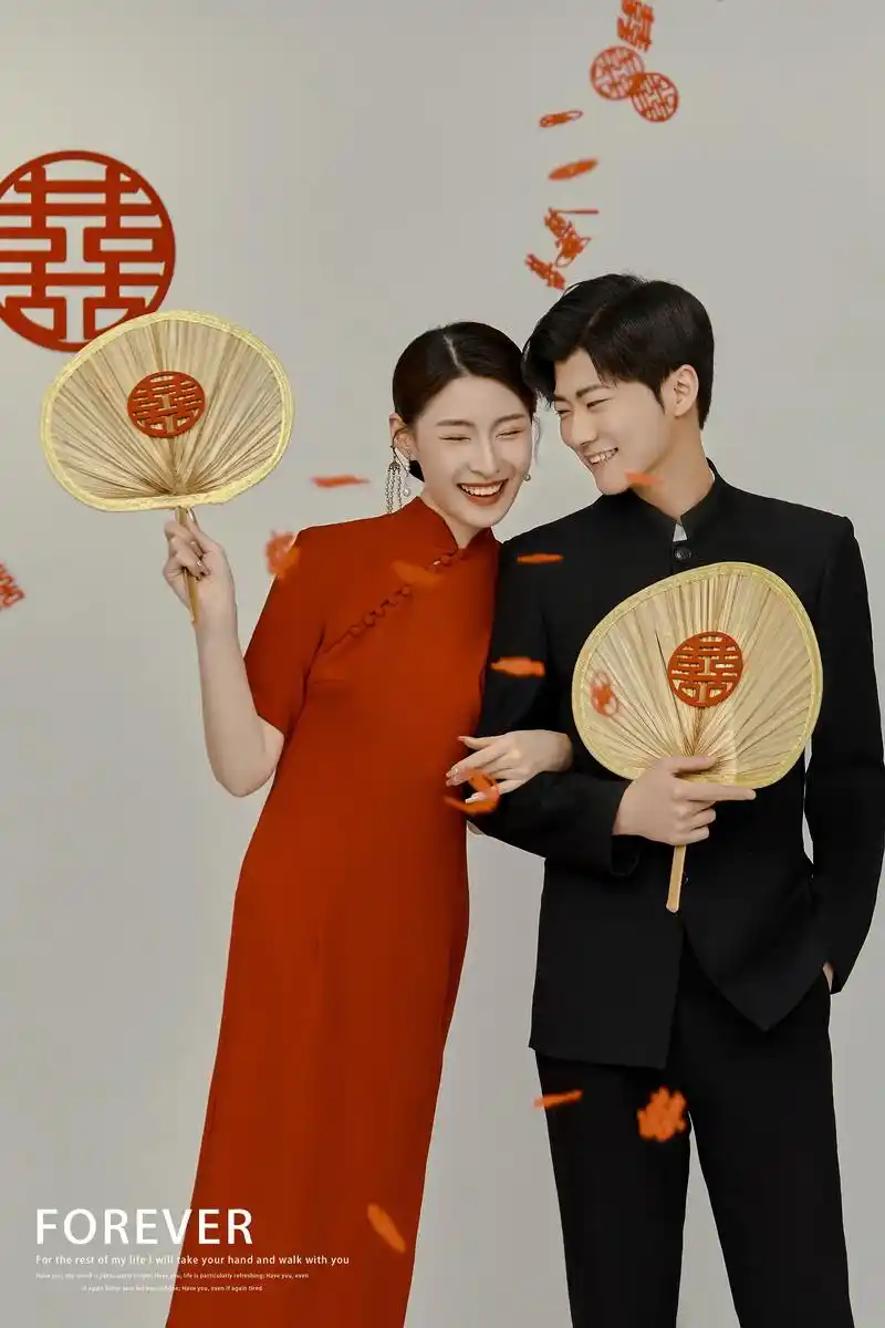 超甜蜜7815复古喜嫁婚纱照让人心动不已