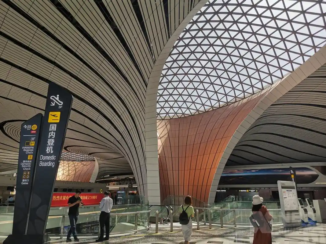 冬春航季来临 10月27日起"三大航"多条航线转场大兴机场起降