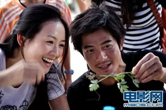 《最爱》曝海报 宣传语让章子怡有爱的冲动(组图)-电影-婺城新闻网