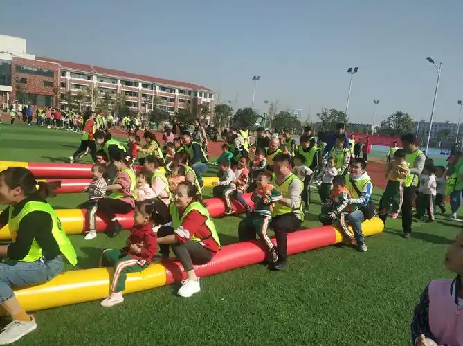 人之初幼儿园2020年秋季运动会图片展示