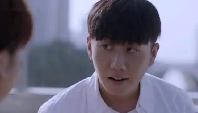 而江天昊跟邓小琪就不是这样了,他们从高中的时候