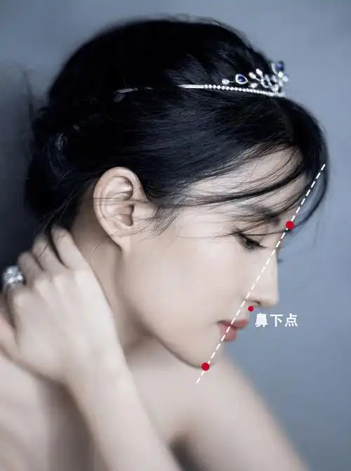 蓝盈莹的瓜把我惊呆了