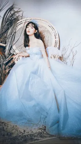 吴宣仪身穿星空婚纱,也太惊艳了吧
