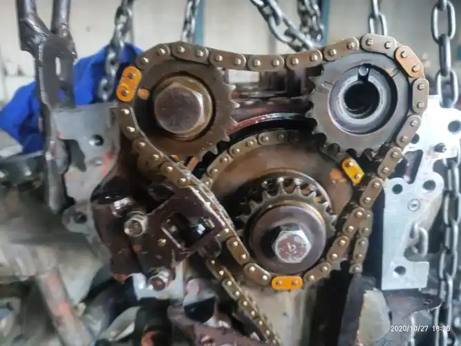 帕拉丁ka24发动机正时对完,凸轮轴链条松的,正_日产_帕拉丁_汽车大师