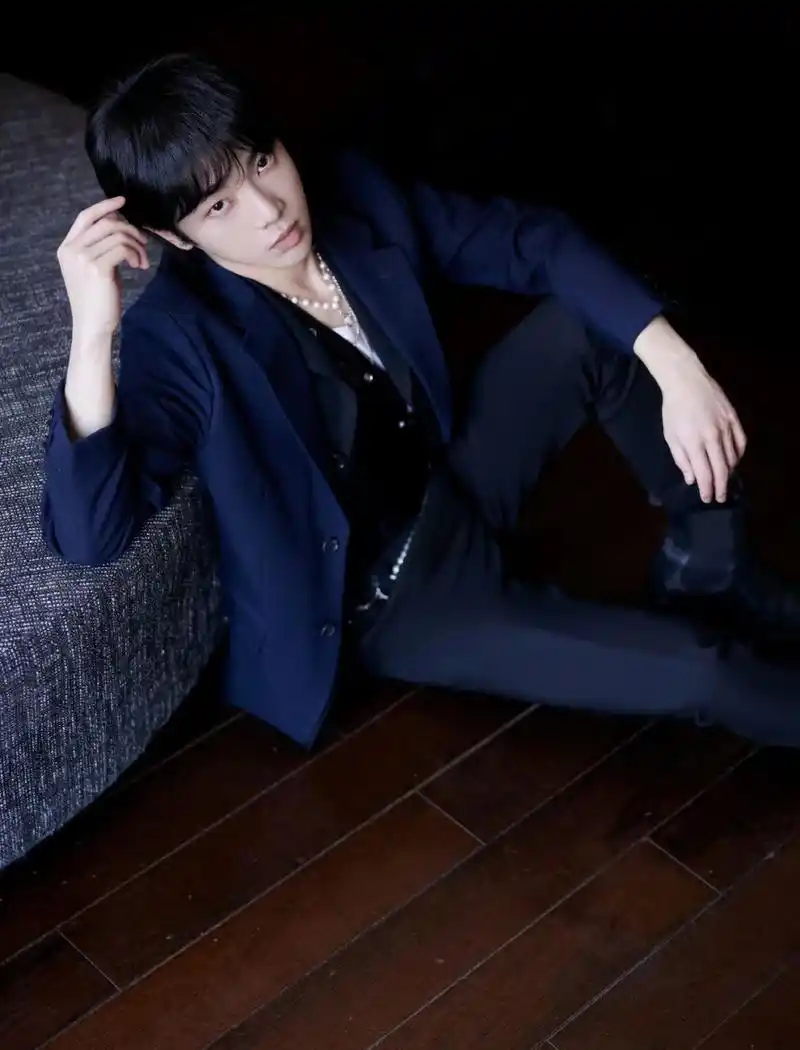 最酷的雪碧最酷的华晨宇!新歌无渴不爽!