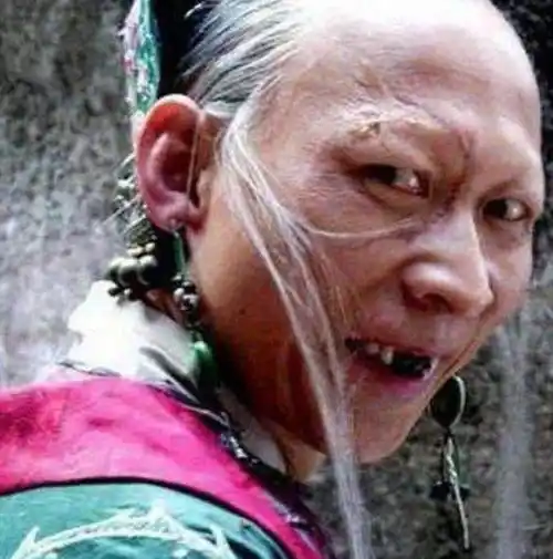 因为人们一般都认为,一些穷凶恶极的恶人,都是长着非常凶恶的脸,也就