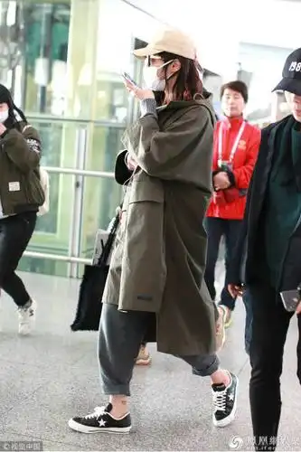 白百何脚踝纹身藏着对儿子的爱