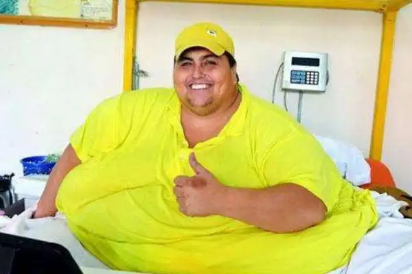 盘点6个世界上最重的人第一位重达727公斤2