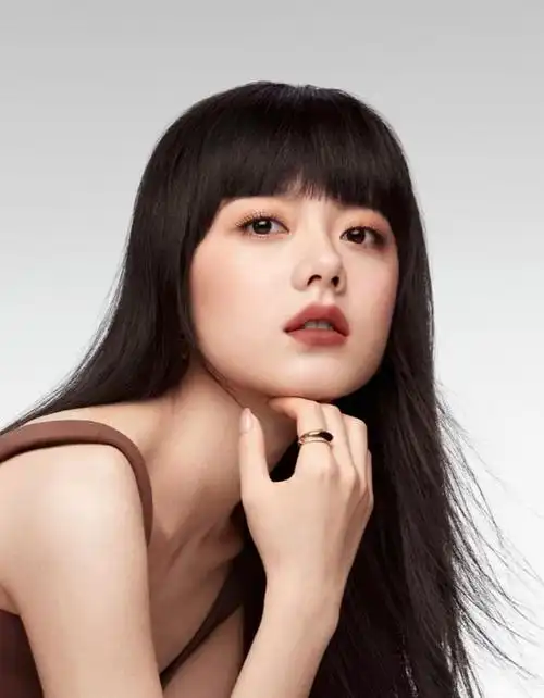 赵今麦的近照好美!网友直言:妹妹这下是真的长大了