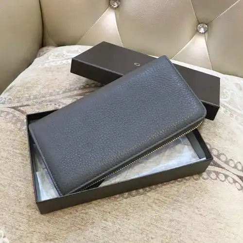 gucci古驰大象灰牛皮拉链男士长款钱包
