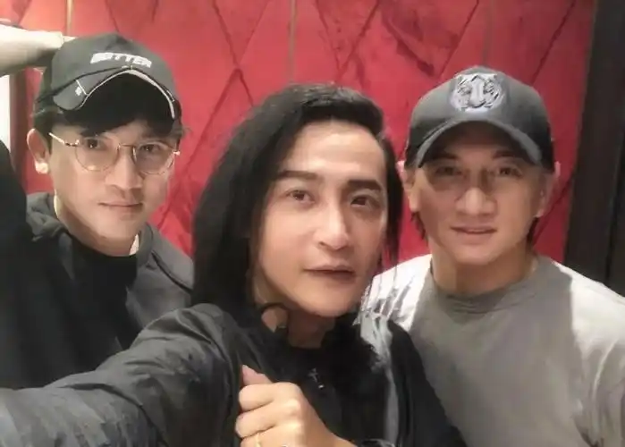 妻子团踢馆乘风破浪的姐姐