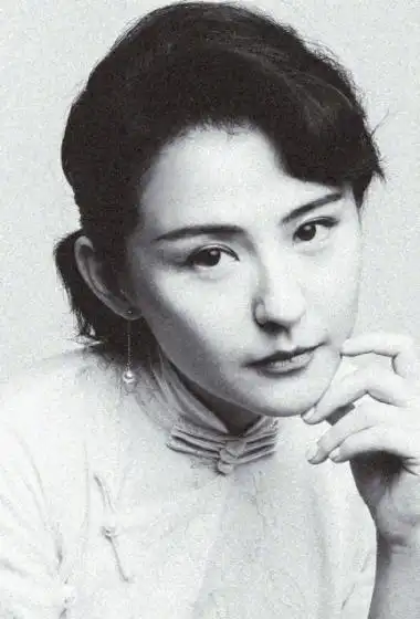 热依扎最新温婉韵味旗袍写真图片39