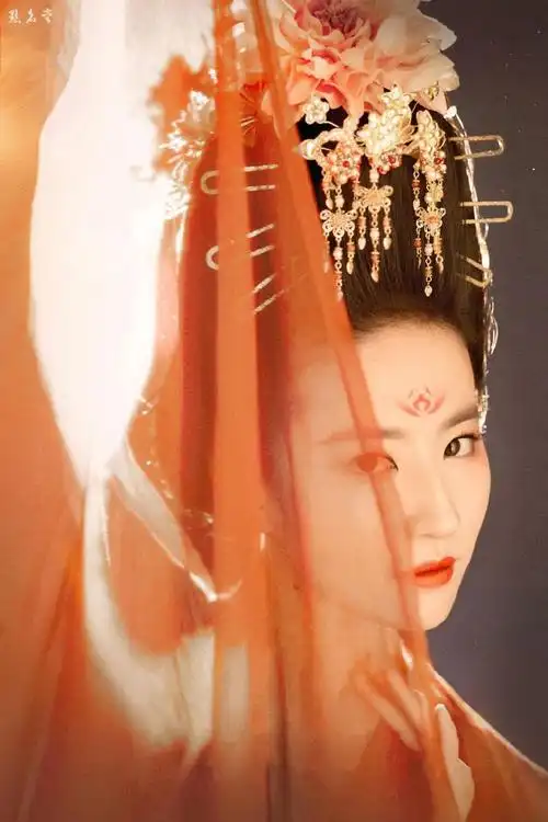 刘亦菲#刘亦菲红衣战神!哪个造型最让你怦然心动?@刘亦菲