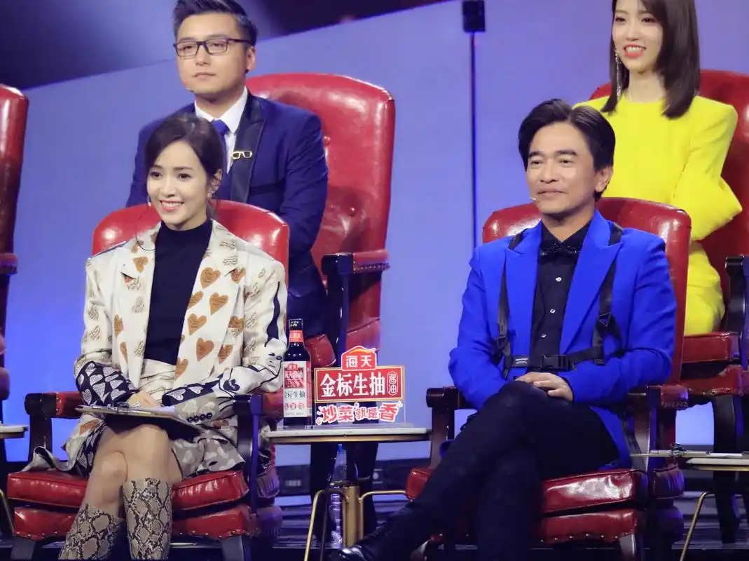 全民音乐盛宴再度来袭《蒙面唱将猜猜猜》猜评团全阵容公布