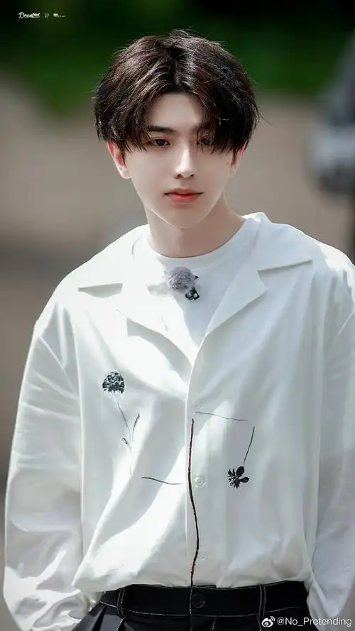 蔡徐坤新专辑迷##蔡徐坤2021个人巡回演唱会