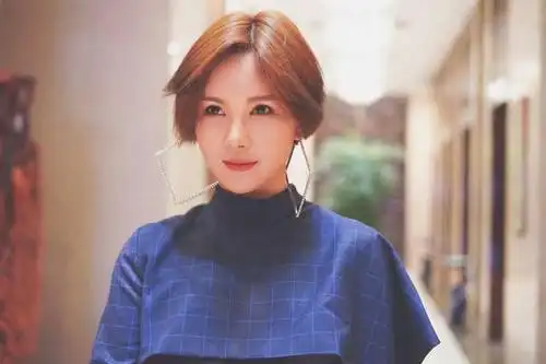 许佳慧再创佳作《本末倒置》 诠释伤痛爱情故事