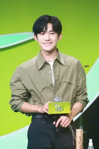 易烊千玺 康师傅绿茶品牌代言人 - 堆糖,美图壁纸兴趣社区