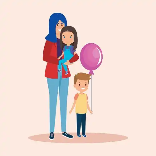 可爱的女人带着女儿和儿子和气球图片