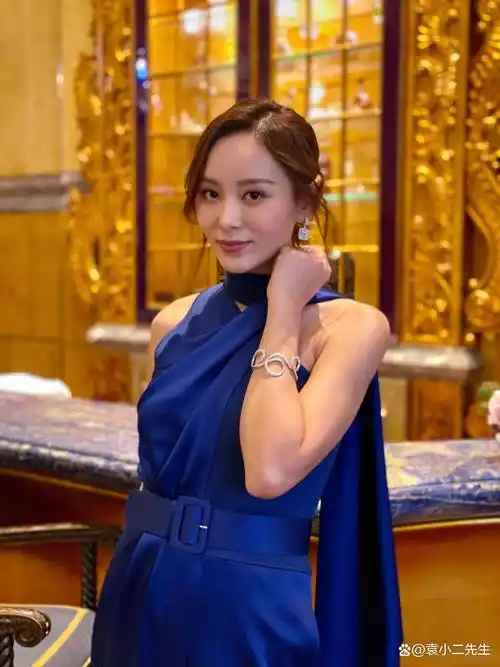 他们是余晓彤(英文名:hidy),王嘉丽(英文名:rika),徐烷珊(英文名:cora