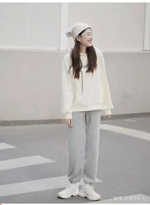 155矮个子女生春季穿衣搭配 - 知乎