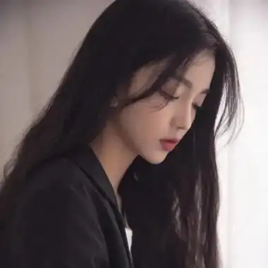 成熟稳重风格的头像女高清成熟稳重风格的女头像图片