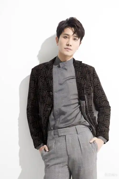 彭冠英的个人资料彭冠英个人资料及家庭背景