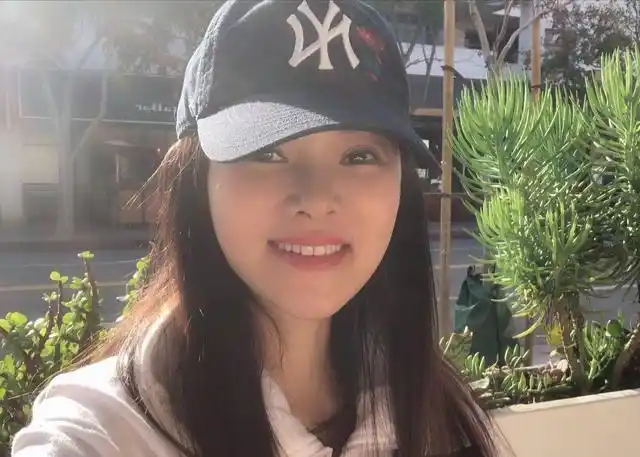 步伊能静后尘?张嘉欣被爆婆媳翻脸!哈林租豪宅带妻搬家躲避战火