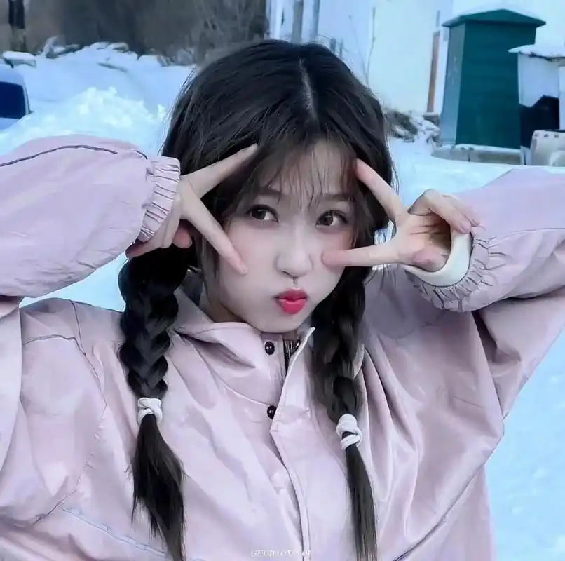 虞书欣神仙头像!