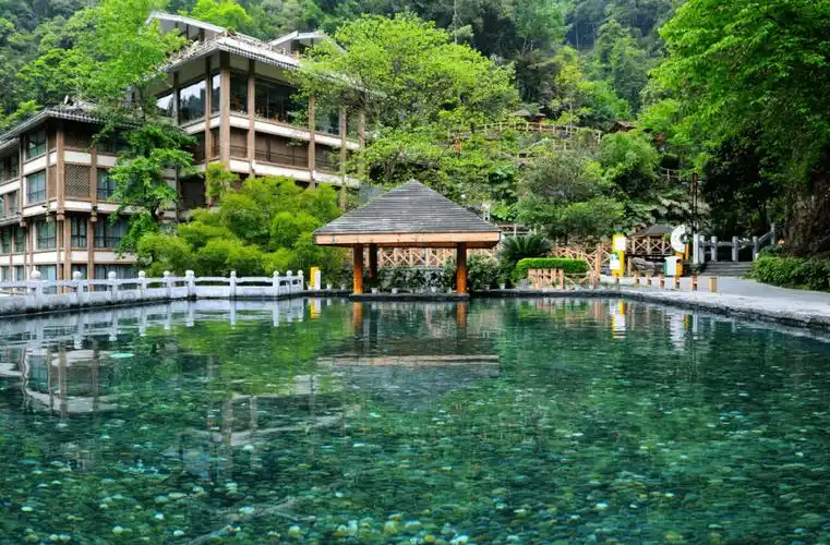 阳春三月龙胜温泉隆重推出畅泡优惠