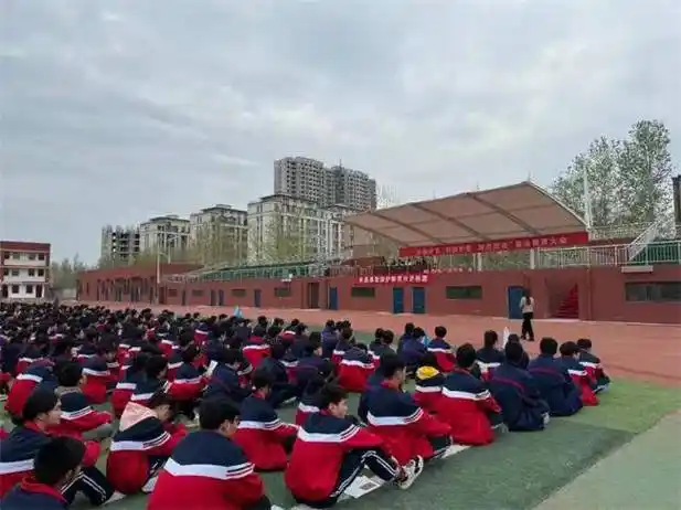 获嘉县积极开展利剑护蕾法佑成长法治宣传活动