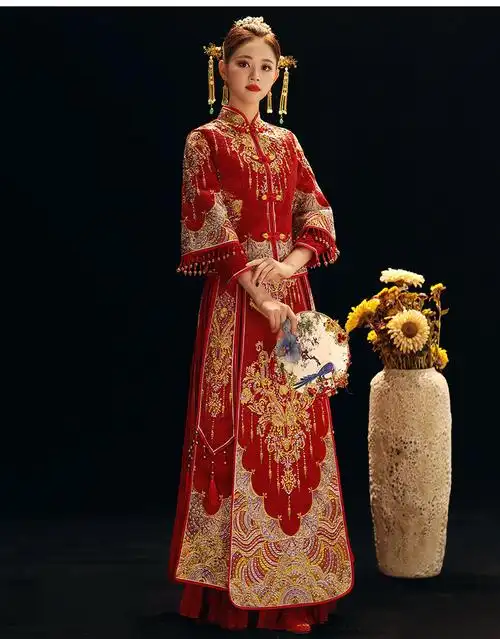 秀禾服新娘2018新款修身龙凤褂凤冠霞帔中式婚纱出阁敬酒服秀和服