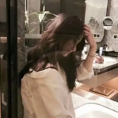 高清漂亮的长发侧脸气质女头像图片_女生头像_美头网