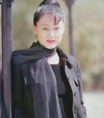 原创老戏骨王姬为拍戏害儿子智障被骗600万逼女儿还债