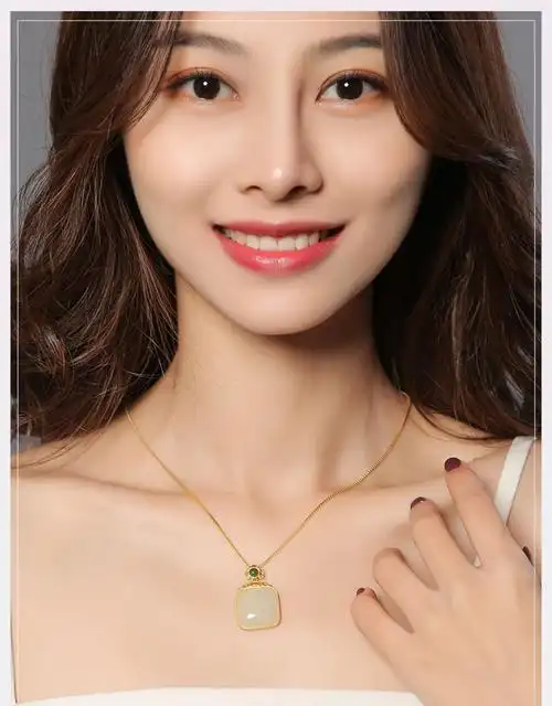 适用场景:日常佩戴图案造型:星座材质:藏银类别:手镯货号:sjf