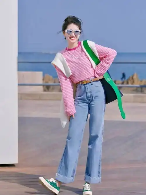 拍照姿势千千万,全身照这样拍,气质漂亮身材又好